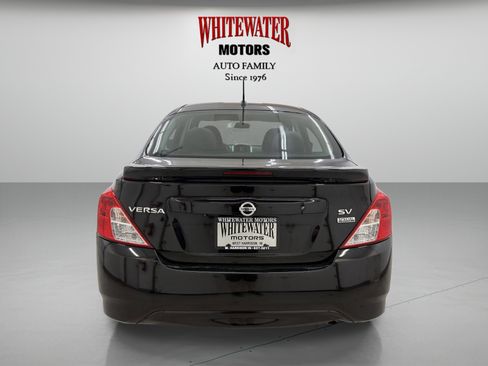 Used 2018 Nissan Versa SV w/ SV Special Edition Package image 3