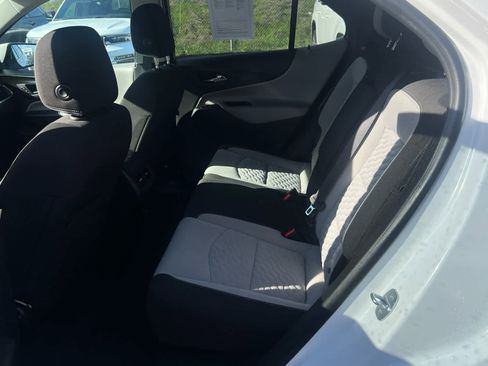 Used 2020 Chevrolet Equinox LT image 12