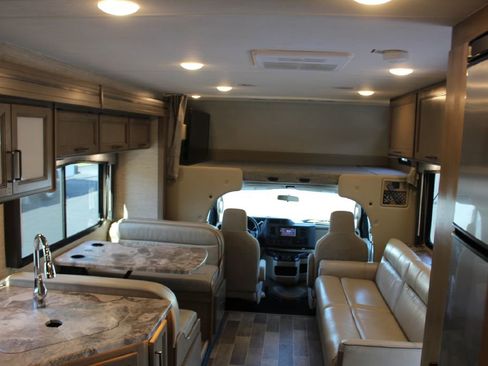 Used 2022 Ford E-450 and Econoline 450 Super Duty w/ Motorhome Prep Package image 36