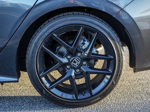 Used 2025 Honda Civic Sport image 12
