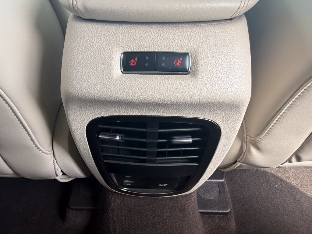 Used 2019 Lincoln MKC Reserve w/ MKC Climate Package AWD/4WD image 23