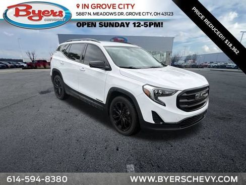 Used 2020 GMC Terrain SLE w/ Driver Convenience Package FWD image 1