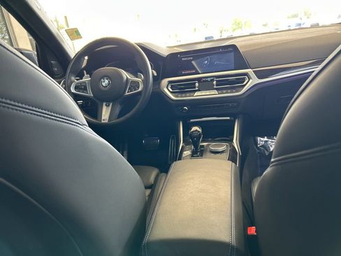 Used 2019 BMW 330i Sedan w/ M Sport Package image 26