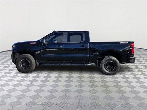 Used 2021 Chevrolet Silverado 1500 LT Trail Boss w/ Convenience Package II image 4