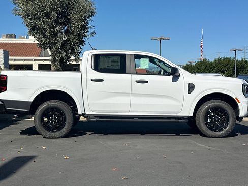 New 2025 Ford Ranger XLT w/ Black Appearance Package image 3