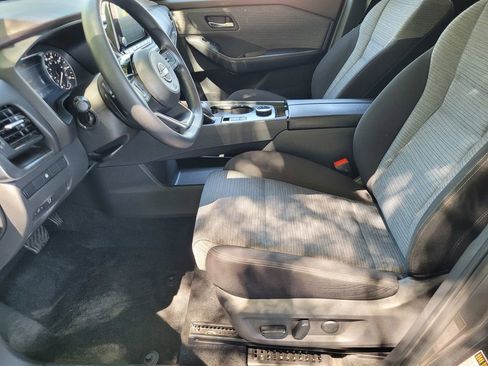 Used 2023 Nissan Rogue SV image 20