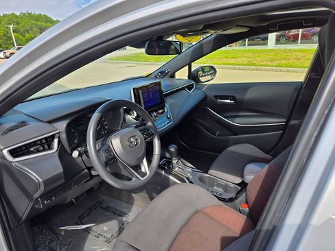 Used 2023 Toyota Corolla SE w/ SE Premium Package FWD image 16