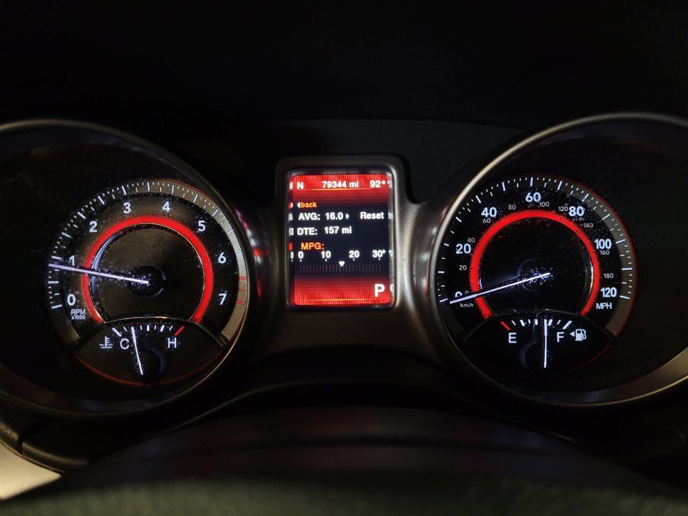 Used 2018 Dodge Journey Crossroad w/ Nav & Sun Group FWD image 23