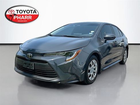 Used 2025 Toyota Corolla LE FWD image 1