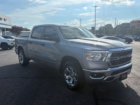 Used 2024 RAM 1500 Big Horn AWD/4WD image 3