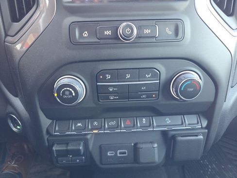 Used 2025 Chevrolet Silverado 1500 Custom Trail Boss image 24