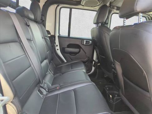 Used 2023 Jeep Gladiator Sport AWD/4WD image 20