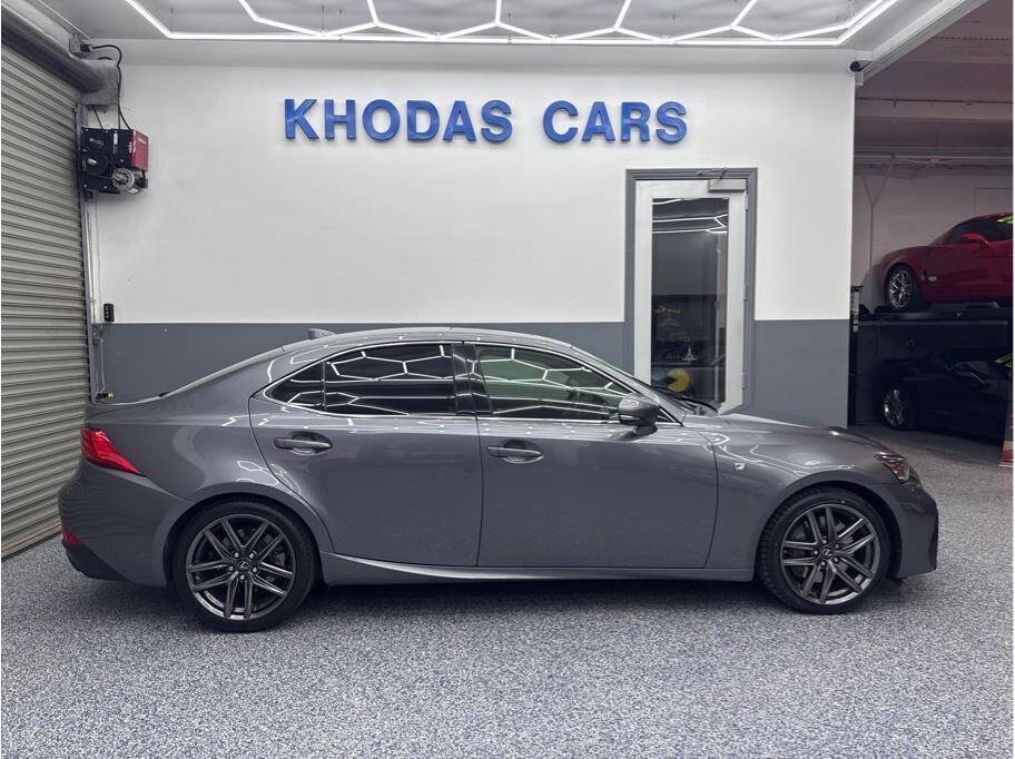 Used 2017 Lexus IS 200t F Sport w/ F Sport Package RWD image 6