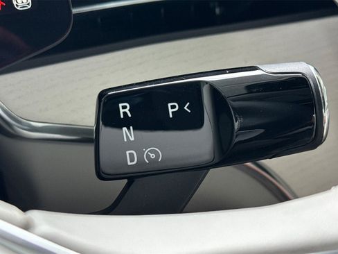 New 2025 Volvo EX90 Plus w/ Protection Package Premier image 22