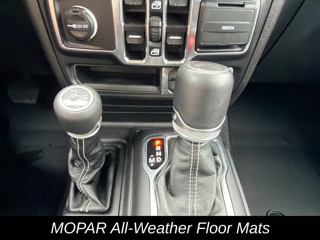 Certified 2023 Jeep Wrangler Unlimited Sahara w/ Cold Weather Group AWD/4WD image 30