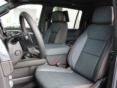 New 2026 GMC Yukon XL AT4 w/ AT4 Premium Plus Package image 15