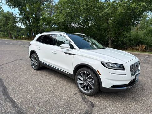 Used 2022 Lincoln Nautilus Reserve w/ Equipment Group 201A AWD/4WD image 32