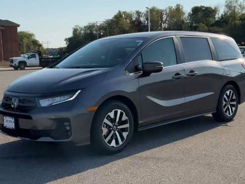 New 2026 Honda Odyssey EX-L image 4