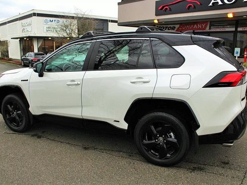 Used 2021 Toyota RAV4 XSE w/ XSE Grade Weather Package image 3