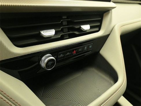 New 2026 Ford Explorer Active w/ Active Comfort Package image 17