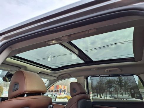 Certified 2024 Acura MDX SH-AWD w/ Technology Package image 22