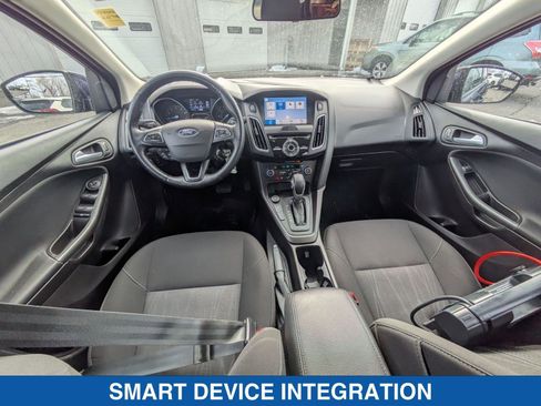 Used 2017 Ford Focus SEL w/ Cold Weather Package image 32