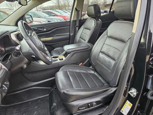 Used 2017 GMC Acadia Denali w/ Technology Package image 13