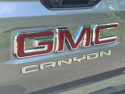 New 2026 GMC Canyon Elevation w/ Convenience Package image 15