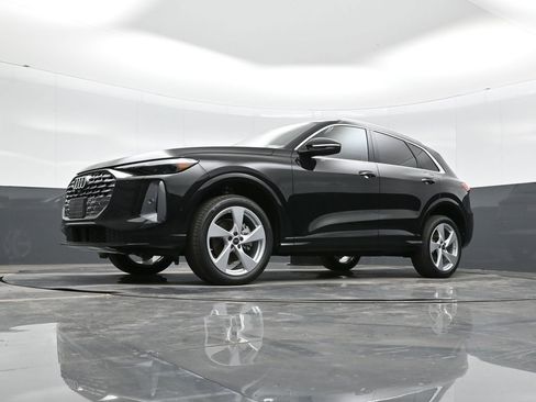 New 2025 Audi Q5 Premium Plus image 26