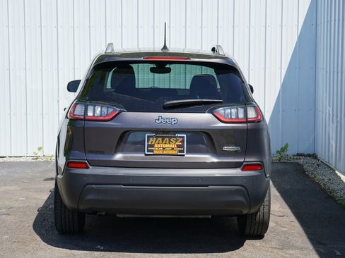 Used 2020 Jeep Cherokee Latitude Plus w/ Comfort/Convenience Group FWD image 5