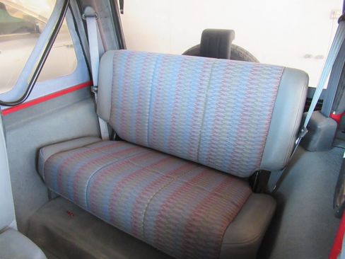 Used 1998 Jeep Wrangler SE AWD/4WD image 25