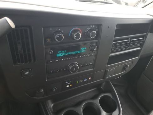 Used 2023 GMC Savana 2500 w/ Driver Convenience Package image 22