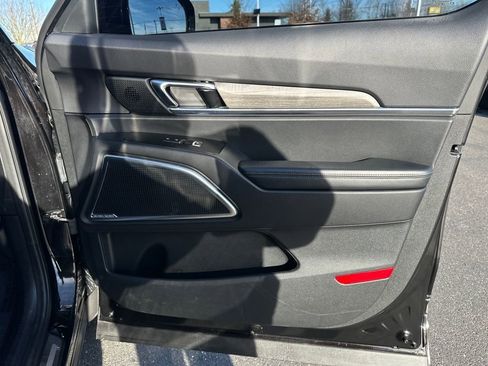 Used 2021 Kia Telluride SX image 16