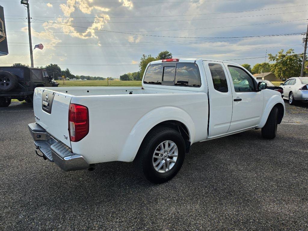 Used 2018 Nissan Frontier SV RWD image 6