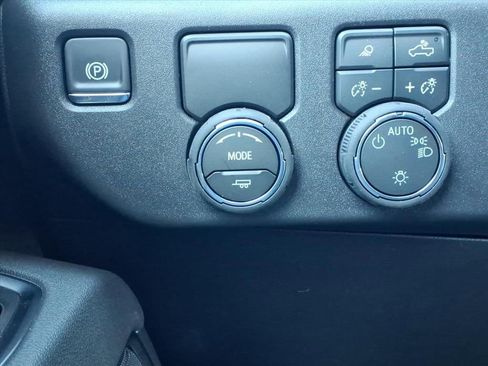 New 2026 Chevrolet Silverado 1500 LT w/ All Star Edition Plus image 19