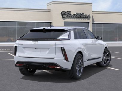New 2026 Cadillac Lyriq V w/ Exterior Carbon Fiber Package