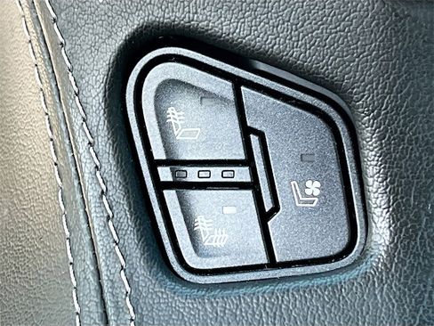 Used 2019 Chevrolet Tahoe Premier image 20