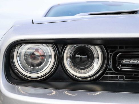 Used 2017 Dodge Challenger SXT w/ Blacktop Package image 9