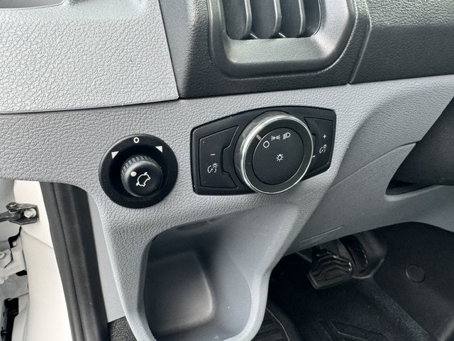 Used 2019 Ford Transit 350 156 DRW RWD image 15