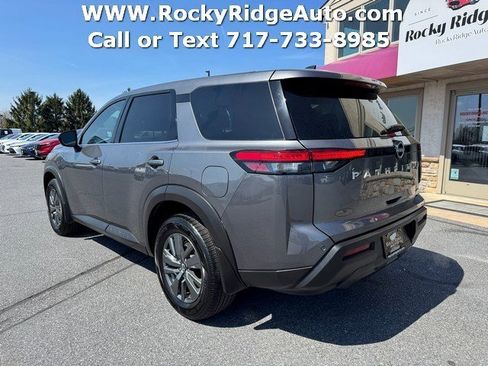 Used 2024 Nissan Pathfinder S AWD/4WD image 5