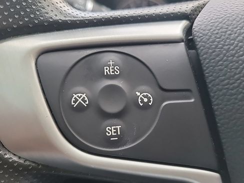 Used 2021 GMC Acadia SLE w/ Driver Convenience Package FWD image 22