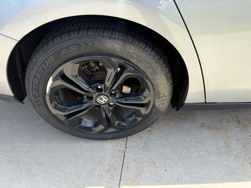 Used 2024 Honda Accord LX image 10