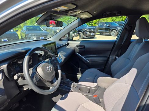 Used 2024 Toyota Corolla Cross AWD Hybrid image 14