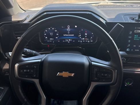 Used 2023 Chevrolet Silverado 1500 LT w/ Protection Package AWD/4WD image 11