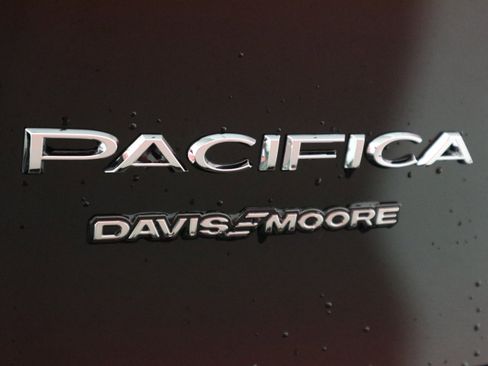 New 2026 Chrysler Pacifica Select image 37