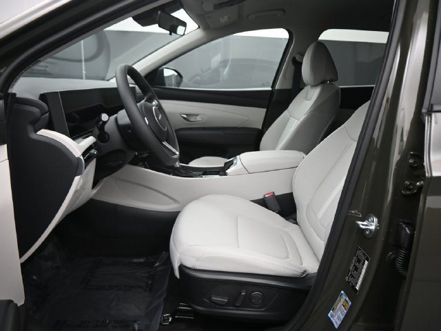 Certified 2026 Hyundai Tucson SEL AWD/4WD image 12