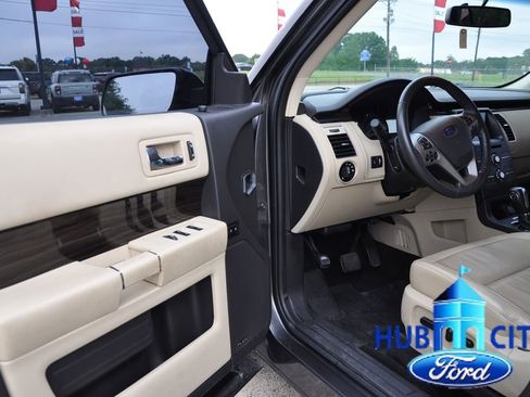 Used 2019 Ford Flex SEL w/ Equipment Group 202A FWD image 11