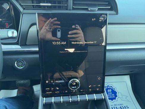 New 2026 GMC Terrain Elevation w/ Elevation Premium Package image 22