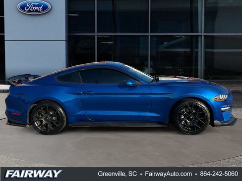 Used 2018 Ford Mustang Coupe w/ Ecoboost Performance Package RWD image 9
