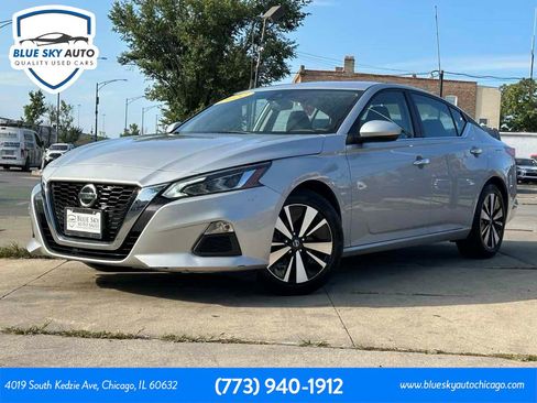 Used 2022 Nissan Altima 2.5 SV FWD image 1